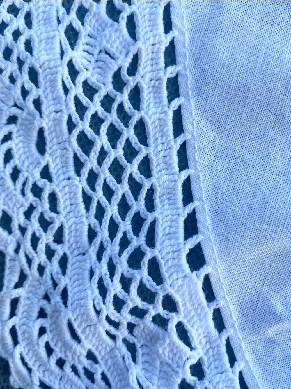 Handcrafted White Embroidered Crochet Tablecloth - Floral Accent